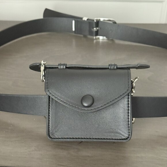 Belt Waist Bag Fannypack - Picture 2 of 13